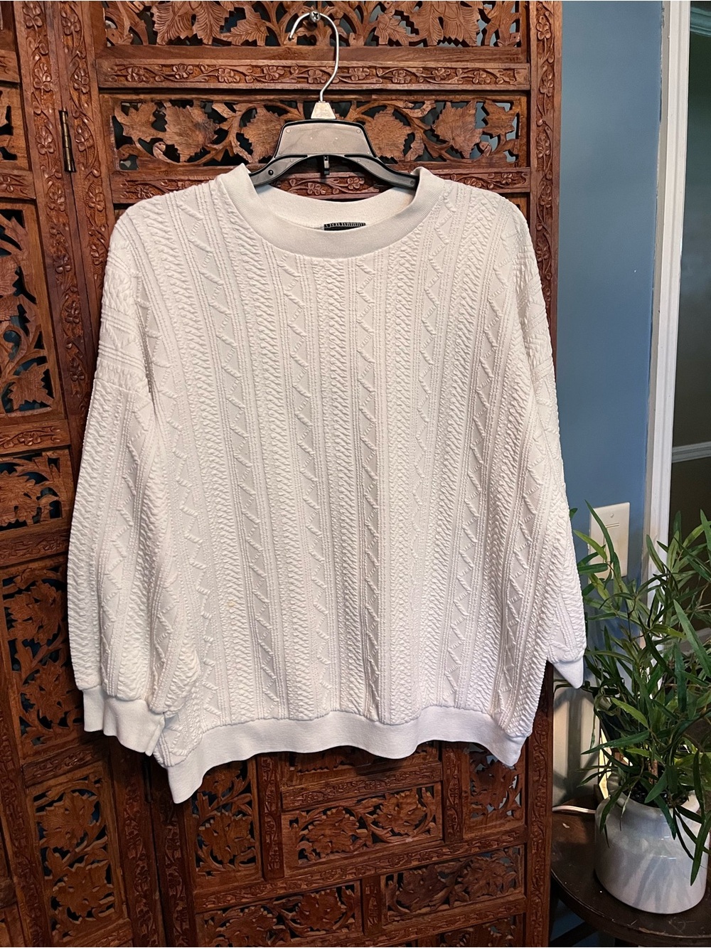 Women's Cream Cable Knit Sweater - Classic Crewneck